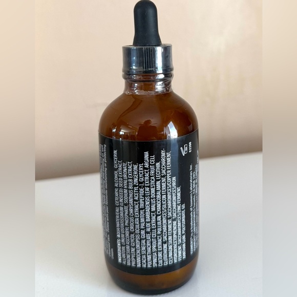 ISOMERS GLUTATHIOSOME HIGH POTENCY ANTI-OXIDANT FACE SERUM 4.06 FL OZ - Picture 3 of 4